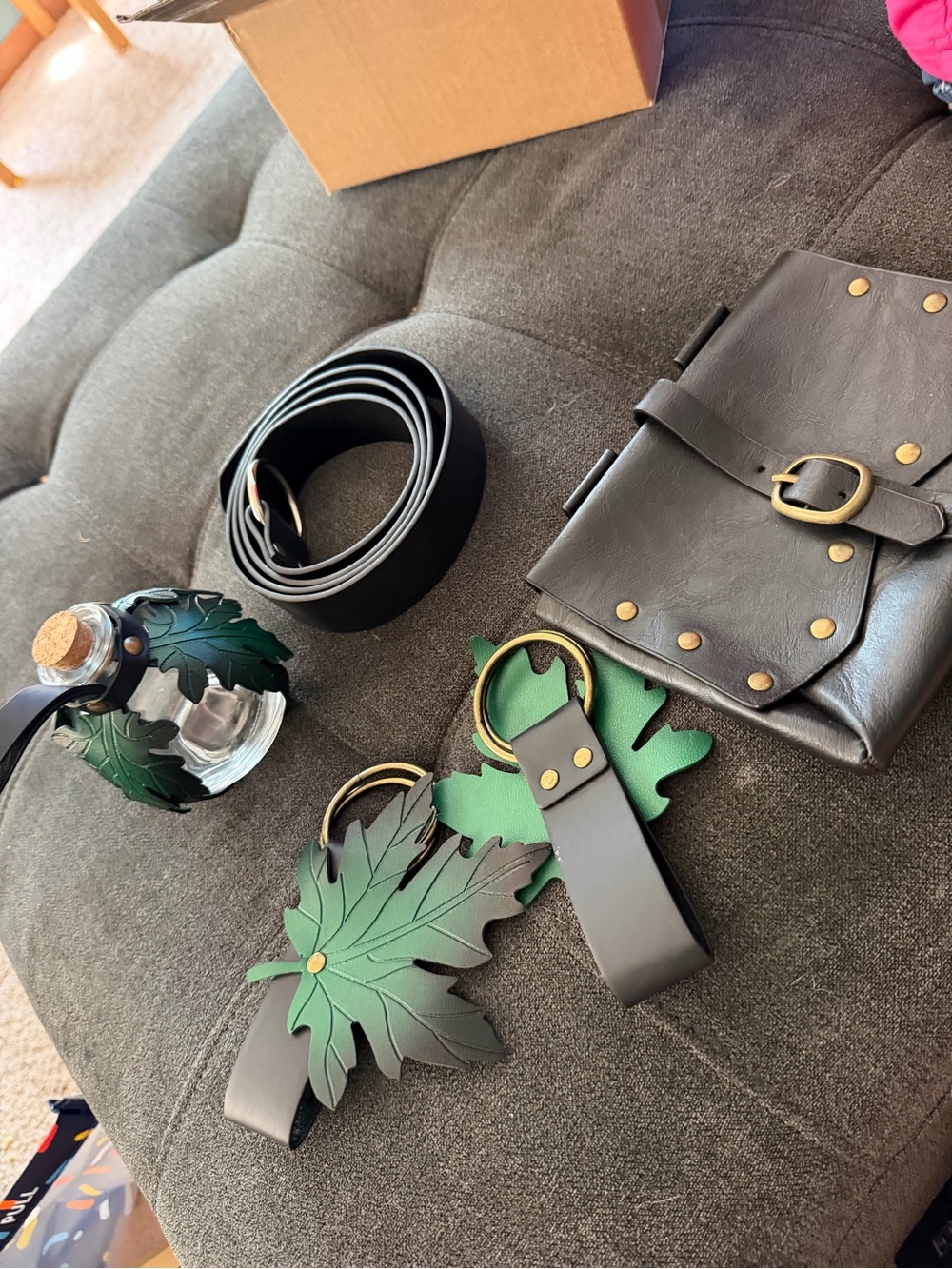Renaissance Faire Belt 53” Pouch Potion Bottle Leaf Hangers Medieval cosplay